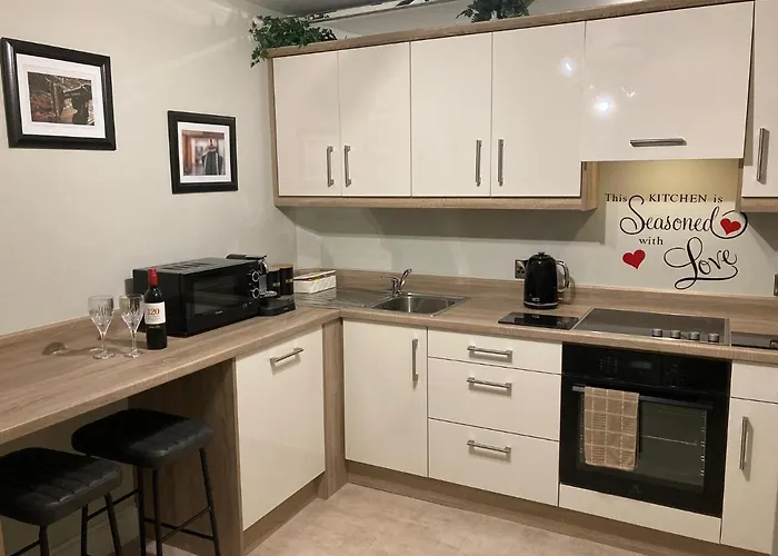 Tailors Lodge, Luxurious Peaceful Apartment- Castleisland, Kerry