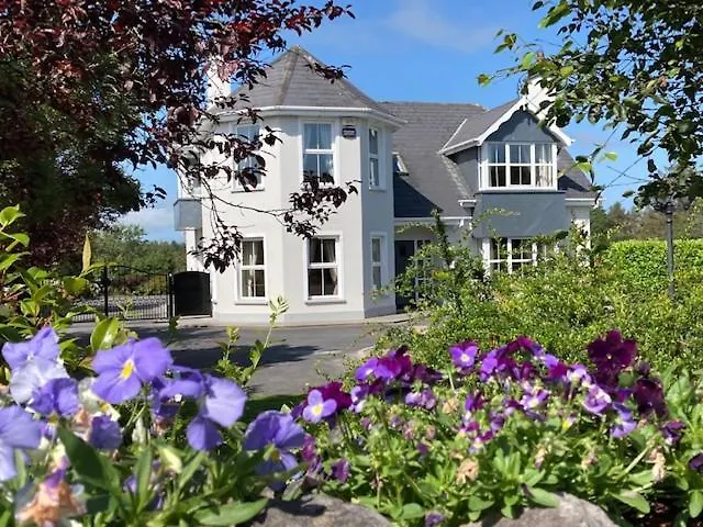 Tailors Lodge, Luxurious Peaceful Apartment- Castleisland, Kerry Castleisland
